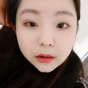 Meet your Posher, Hyoeun